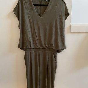Uniqlo cotton jumpsuit army green
